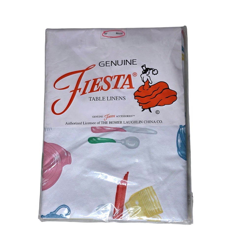 Fiesta Table Linens 70 in Round Vinyl Tablecloth Flannel Back White Ktchnwre NEW